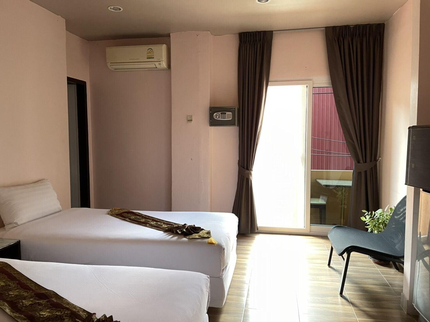 Sureena Hotel Pattaya Luaran gambar